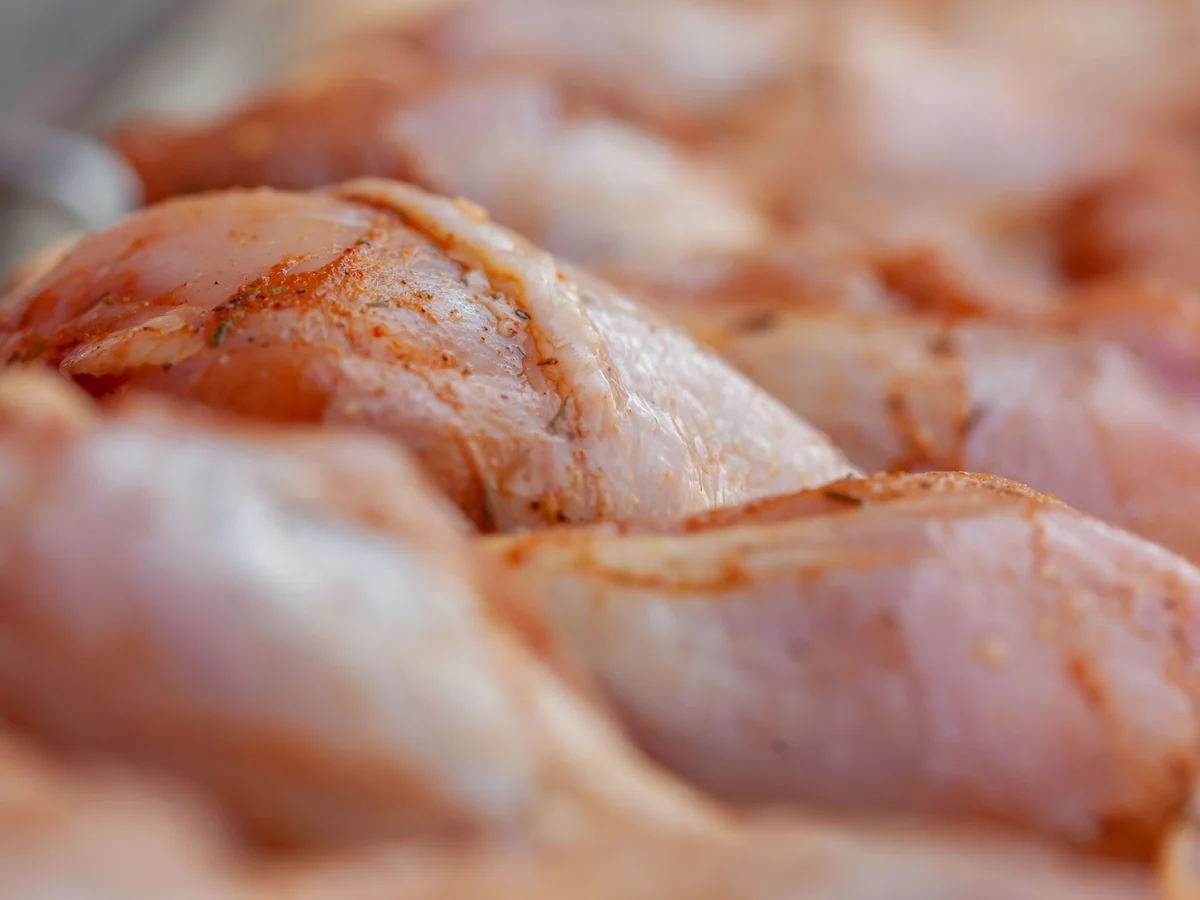 Seasoned chicken pieces as a serving reference for the Kids and Family Box