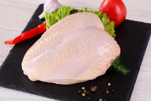 Chicken Breast (Bone In) – L&M Meat